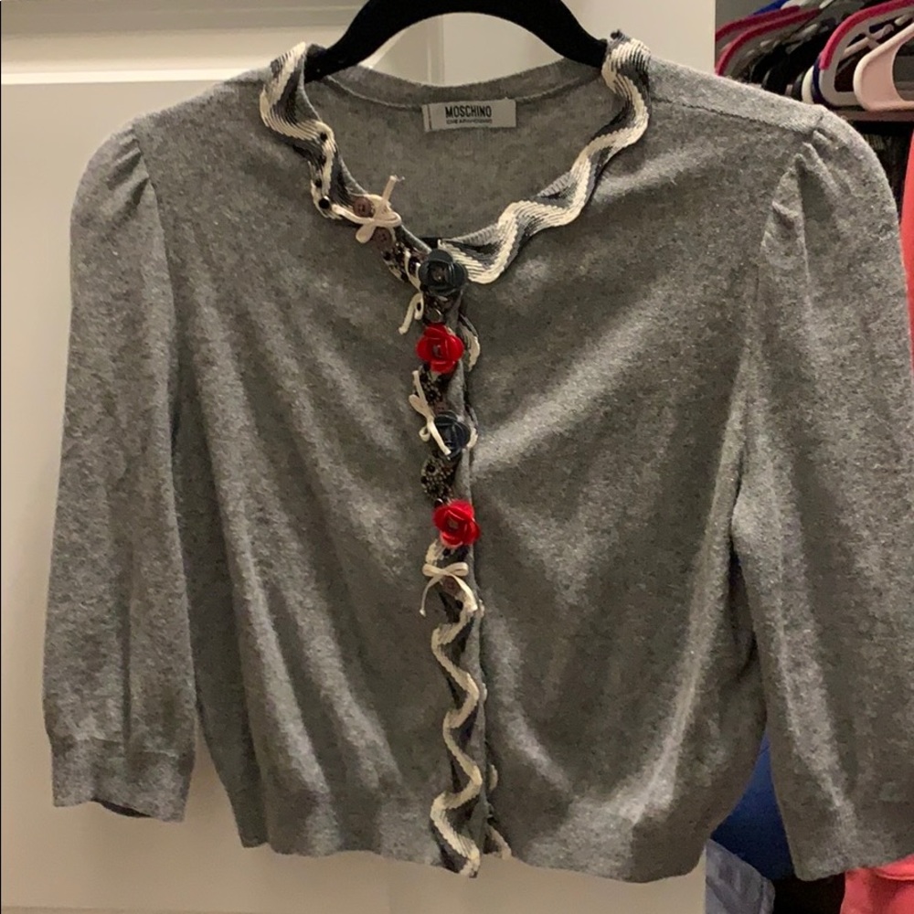 MOSCHINO cheapandchic Gray embellished sweater😮😻